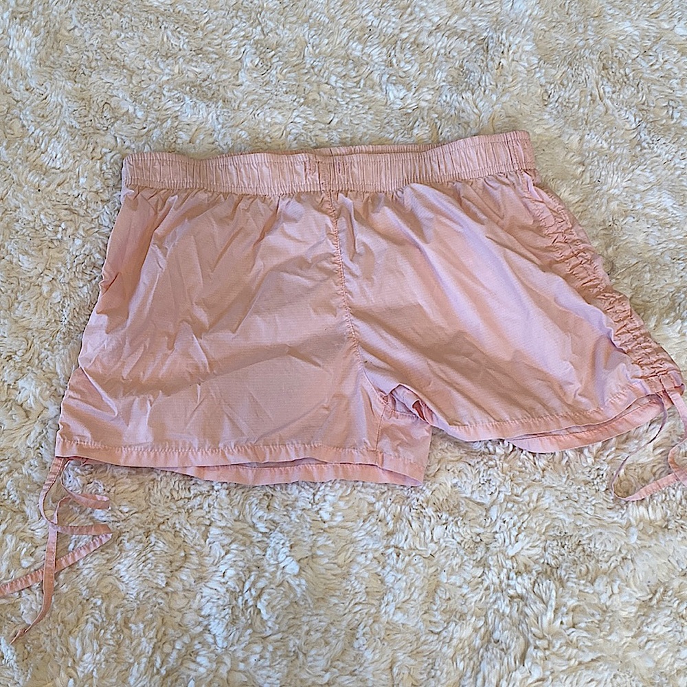 Baggy light pink shorts💕
